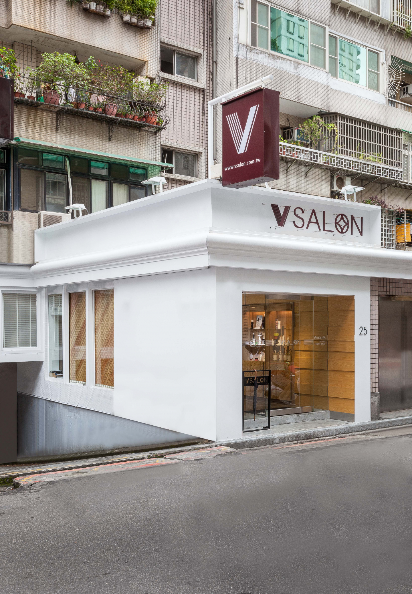 HAPPY HAIR-V SALON