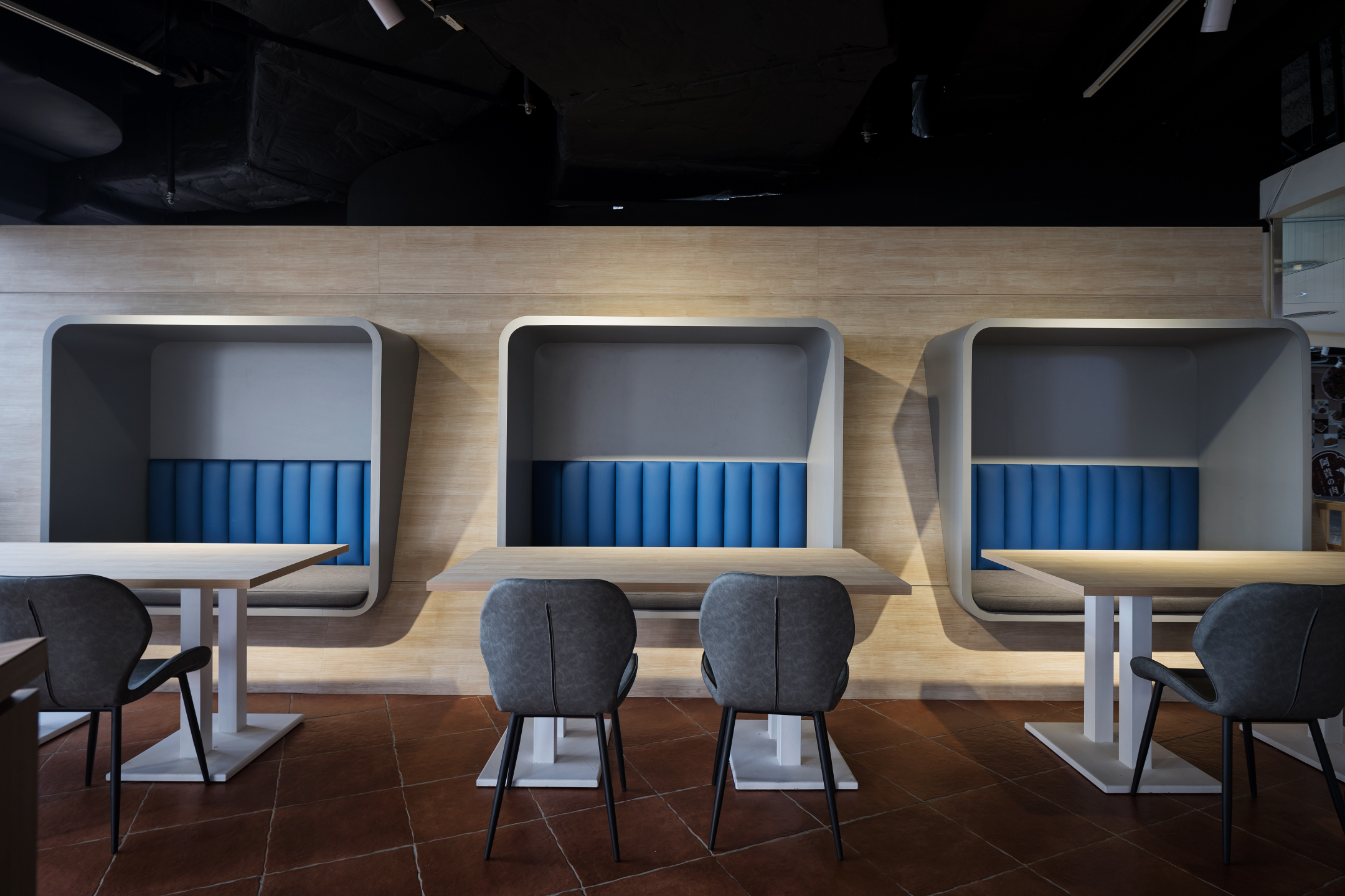 托斯卡尼尼-高鐵館